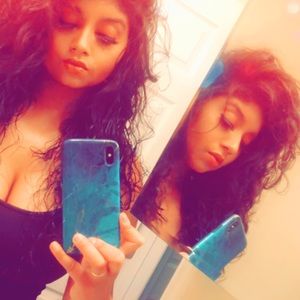 Meet your Posher, Alisha